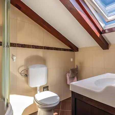 Apartment Awesome In With 2 Bedrooms And Wifi